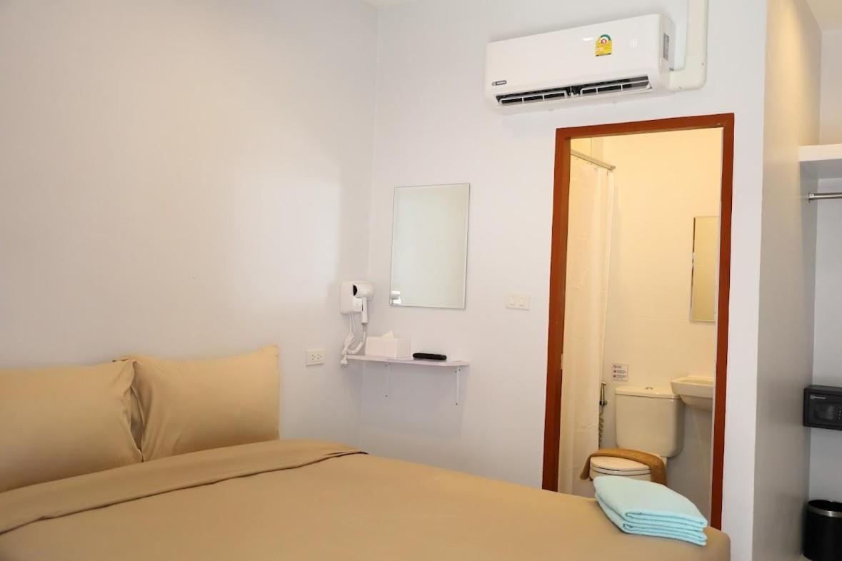 بيت شباب Y House Patong المظهر الخارجي الصورة