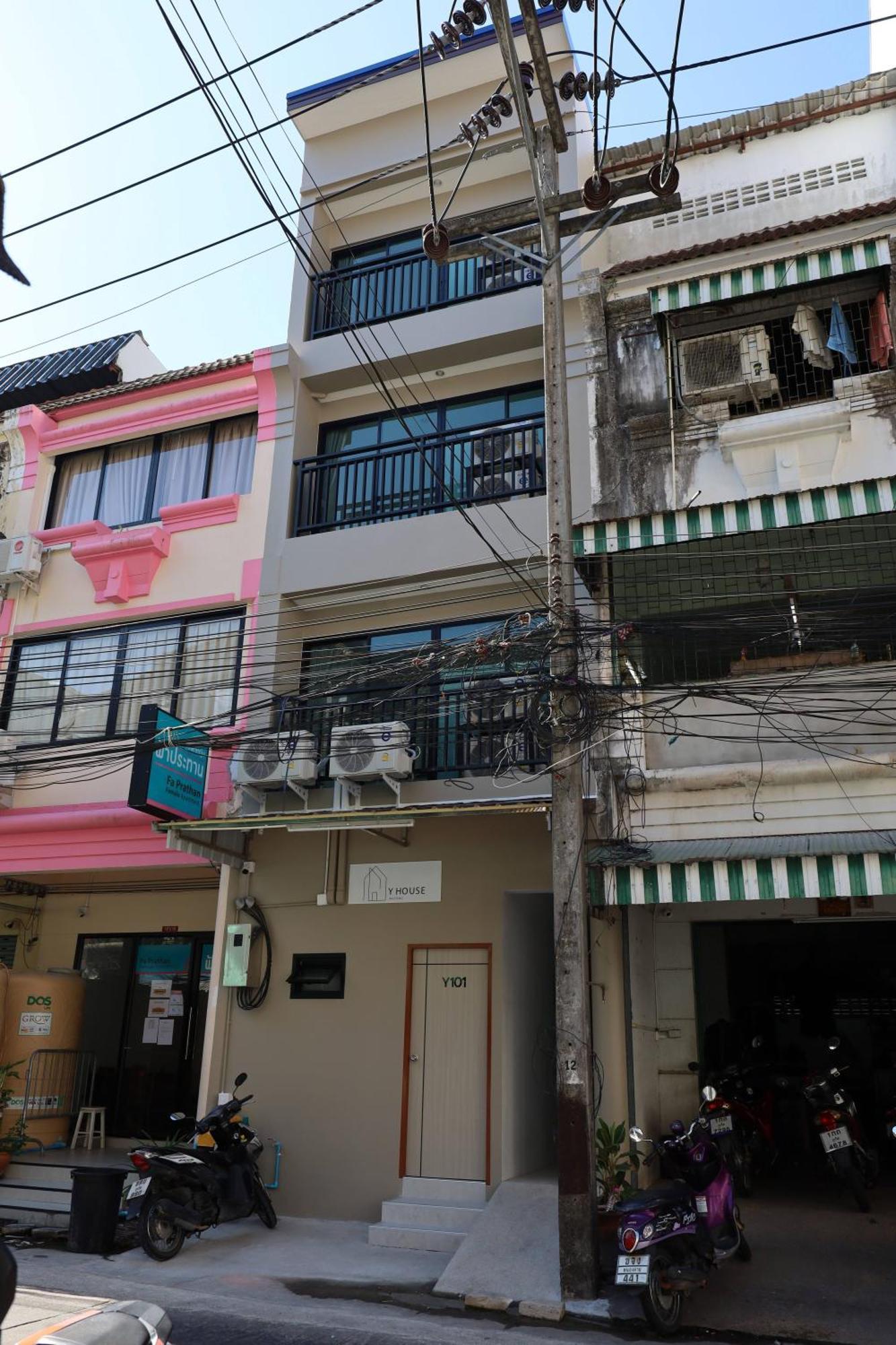 بيت شباب Y House Patong المظهر الخارجي الصورة
